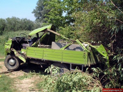 030728_jaszszentlaszloscania_02.jpg