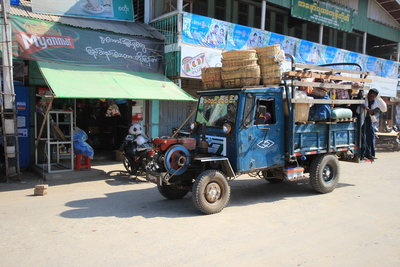 asian_truck.jpg