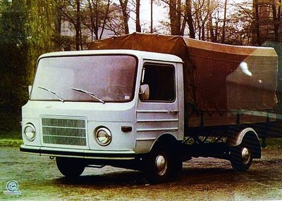 1969_barkas_b1100_prototype_2_553f28b49606ee448f0381d9.jpg